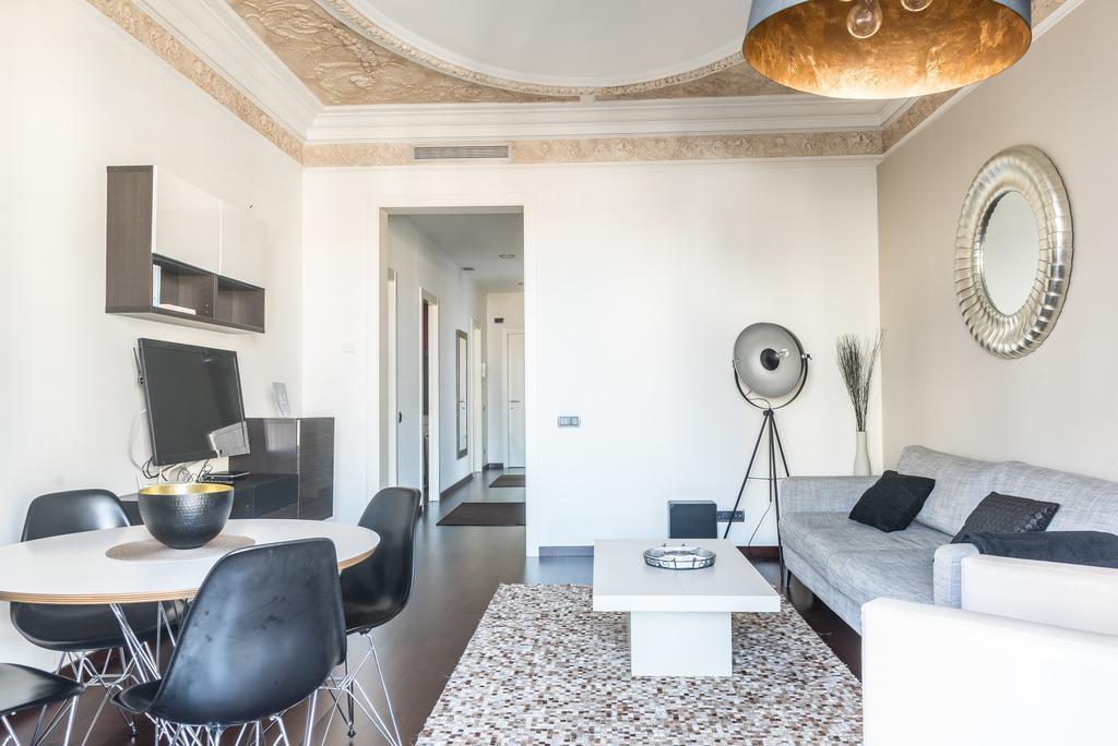 Bailen8 Apartment Barcelona Luaran gambar
