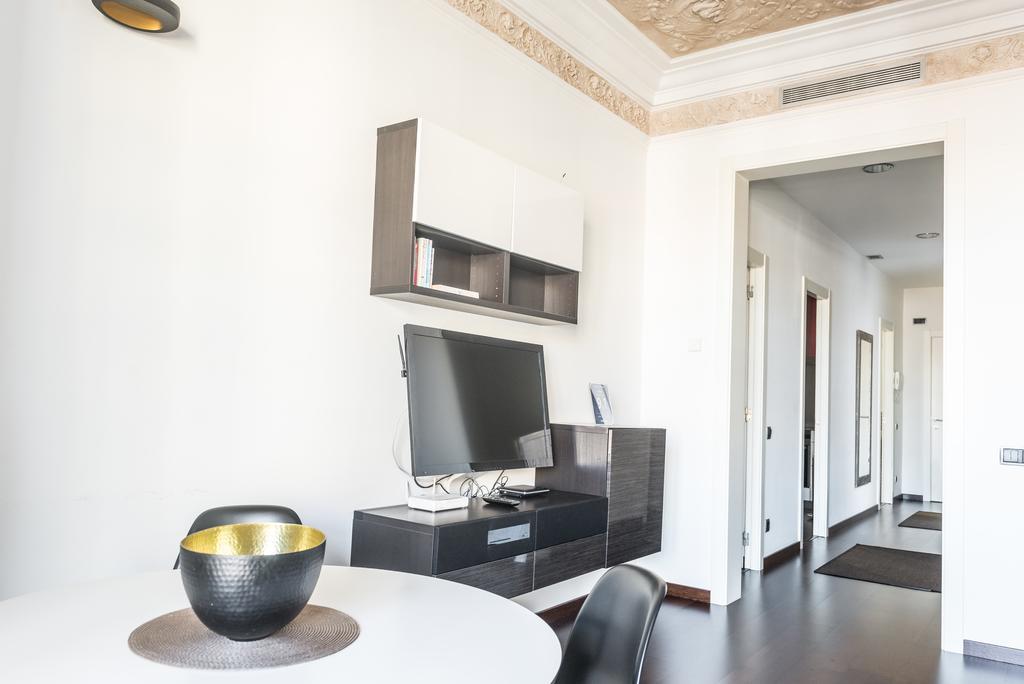 Bailen8 Apartment Barcelona Luaran gambar