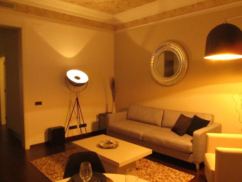 Bailen8 Apartment Barcelona Luaran gambar